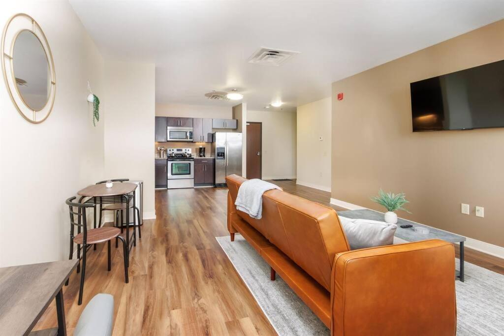 Sprawling Stadium Views Wonderful Location 24-7 Parking Gym Lounge Pittsburgh Exterior foto